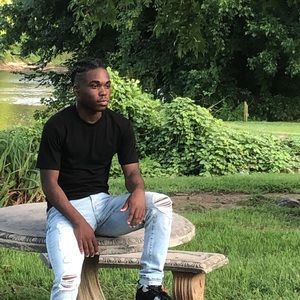 Meet your Posher, Travis